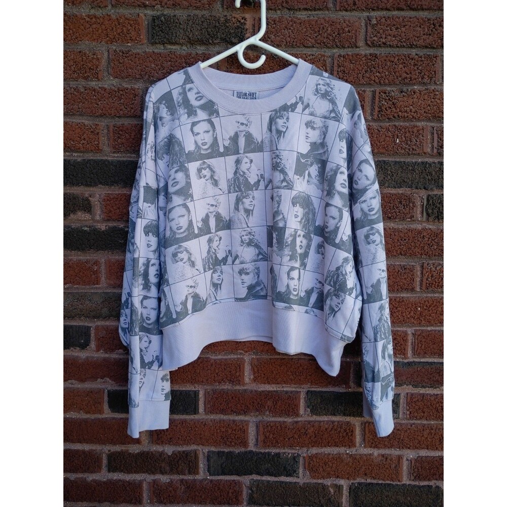 Taylor Swift The Eras Tour Women's Mediu Purple Graphic Fleece Crewneck Pullover
